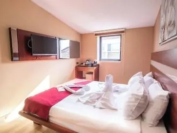 Hotel Park By Clover Istanbul
