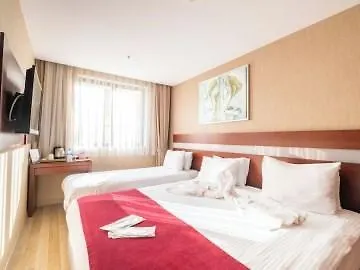 Hotel Park By Clover Istanbul
